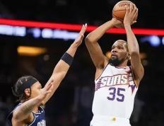 【168NBA】太阳对雄鹿前瞻：太阳三巨头迎战字母哥+利拉德，雄鹿丢东部第二名