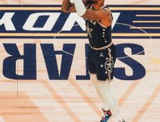 【168NBA】首夺全明星MVP却被嘘！利拉德11记三分狂轰39+6 创纪录仅次于库里