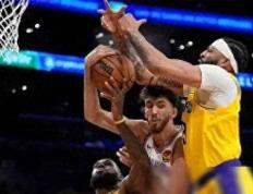 【168NBA】压哨加盟湖人！佩林卡签约很正确，哈姆拿出绝招，悍将处境很尴尬