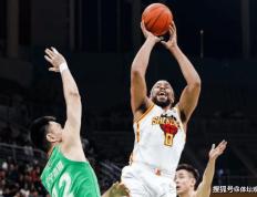 【168NBA】杜锋爱将任主帅，冲冠！CBA变了，辽宁名帅遭解雇，新疆签约完成