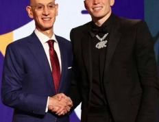 【168NBA】湖人选中大龄新秀克内克特，注重投篮能力和即战力