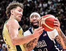 【168NBA】美国男篮险胜南苏丹：警示詹姆斯和库里别大意