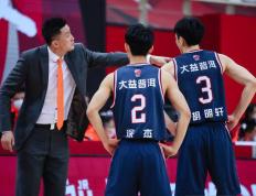 【168NBA】今晚！CBA战4场，御林军冲顶，最水冠军7连败？CCTV5直播广东男篮