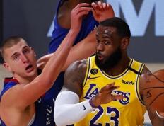 NBA常规赛掘金和洛杉矶湖人直播：yo米预测湖人能找到克制约基奇的办法吗？