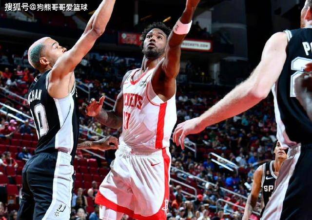 168NBA-明早8：00！火箭挑战马刺，航天城众将抵达客场，杰伦格林随队