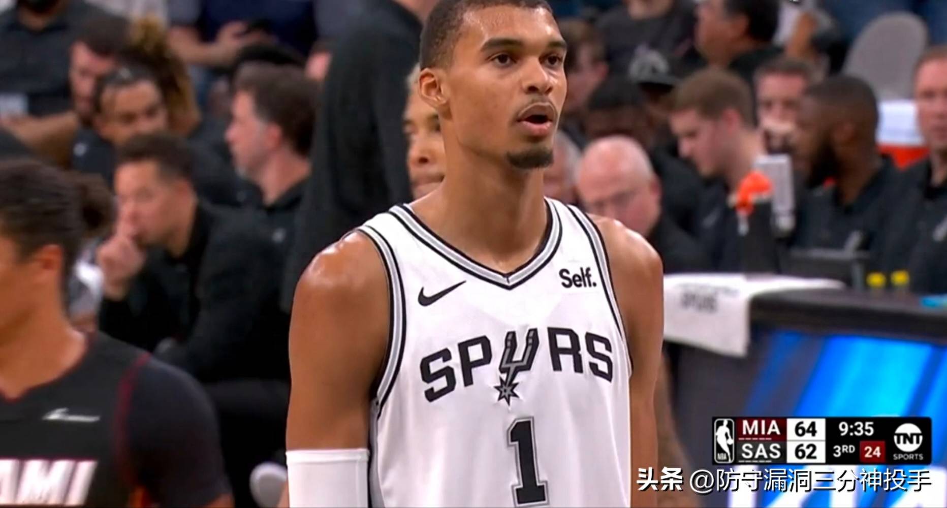 168NBA-狂轰44+5+7！文班亚马暴走，瓦塞尔9中6，马刺浇灭热火 凯恩24+10