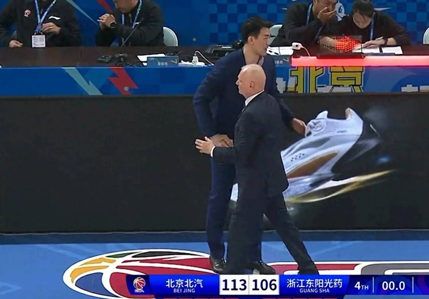 168NBA-32分13板！三分100%命中！又一个被低估了的我们男篮球员