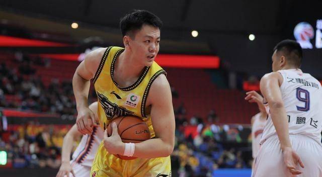 168NBA-CBA前8轮排名！辽宁反超新疆，广东跌到第8，深圳四连败岌岌可危