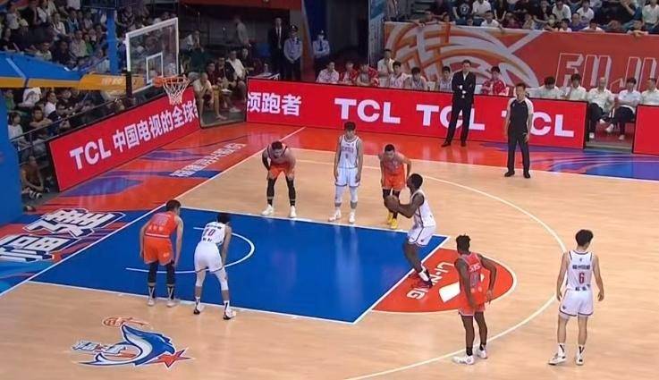 168NBA-CBA亚军豪取3连胜！外援33+11救主，双方险爆冲突，黑马令人期待