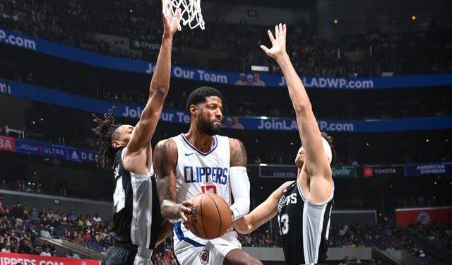 168NBA-马刺在失利中认识现实，伦纳德不给面子，文班亚马贡献11+5