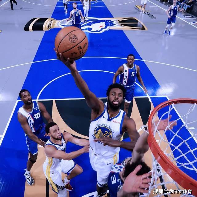 168NBA-勇士负国王被淘汰！库里威金斯各29分，保罗佩顿受伤！福克斯29分