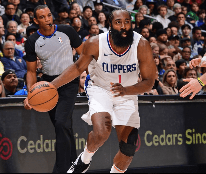 【168NBA】5记三分12罚！28+7+15+4帽 哈登加冕25000分先生 梦回火箭吊打勇士