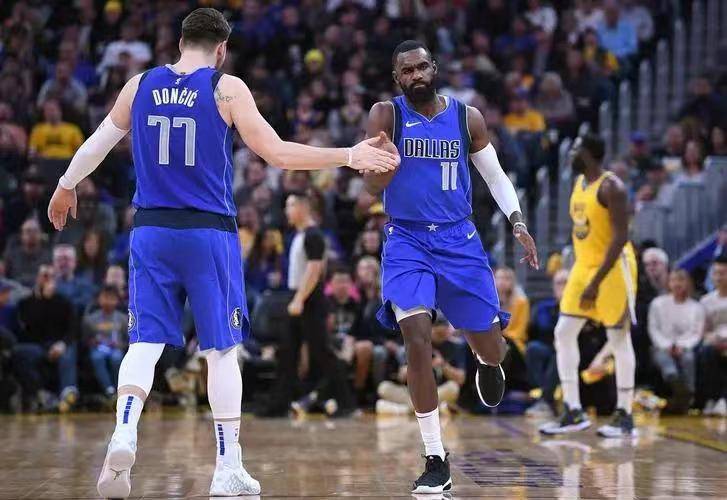 【168NBA】再见格林！火箭、勇士、独行侠三方交易曝光，维金斯惨遭贱卖