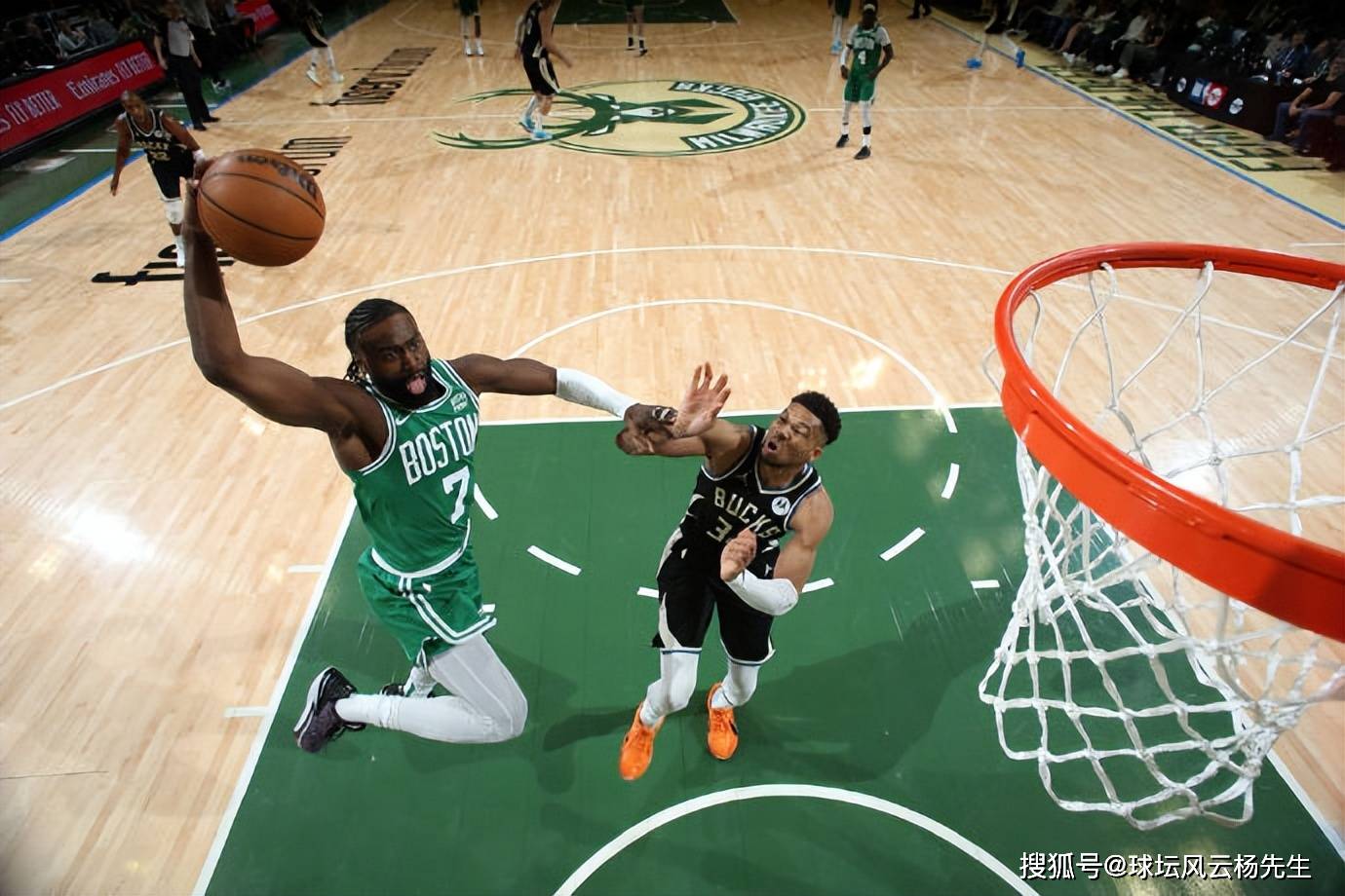 【168NBA】绿军惨败，凯尔特人91-104雄鹿，字母哥伤退雄鹿主场轻取凯尔特人