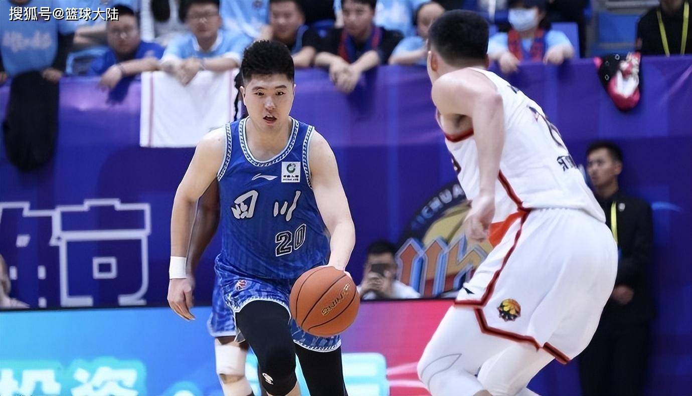 【168NBA】太不容易了！广东宏远夺冠奇兵拿到续约合同，一度离去CBA