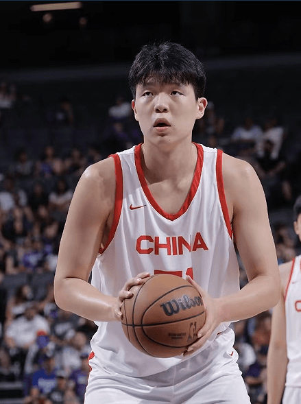 【168NBA】NBA夏季联赛中国队惨败国王 郭士强五上五下引争议