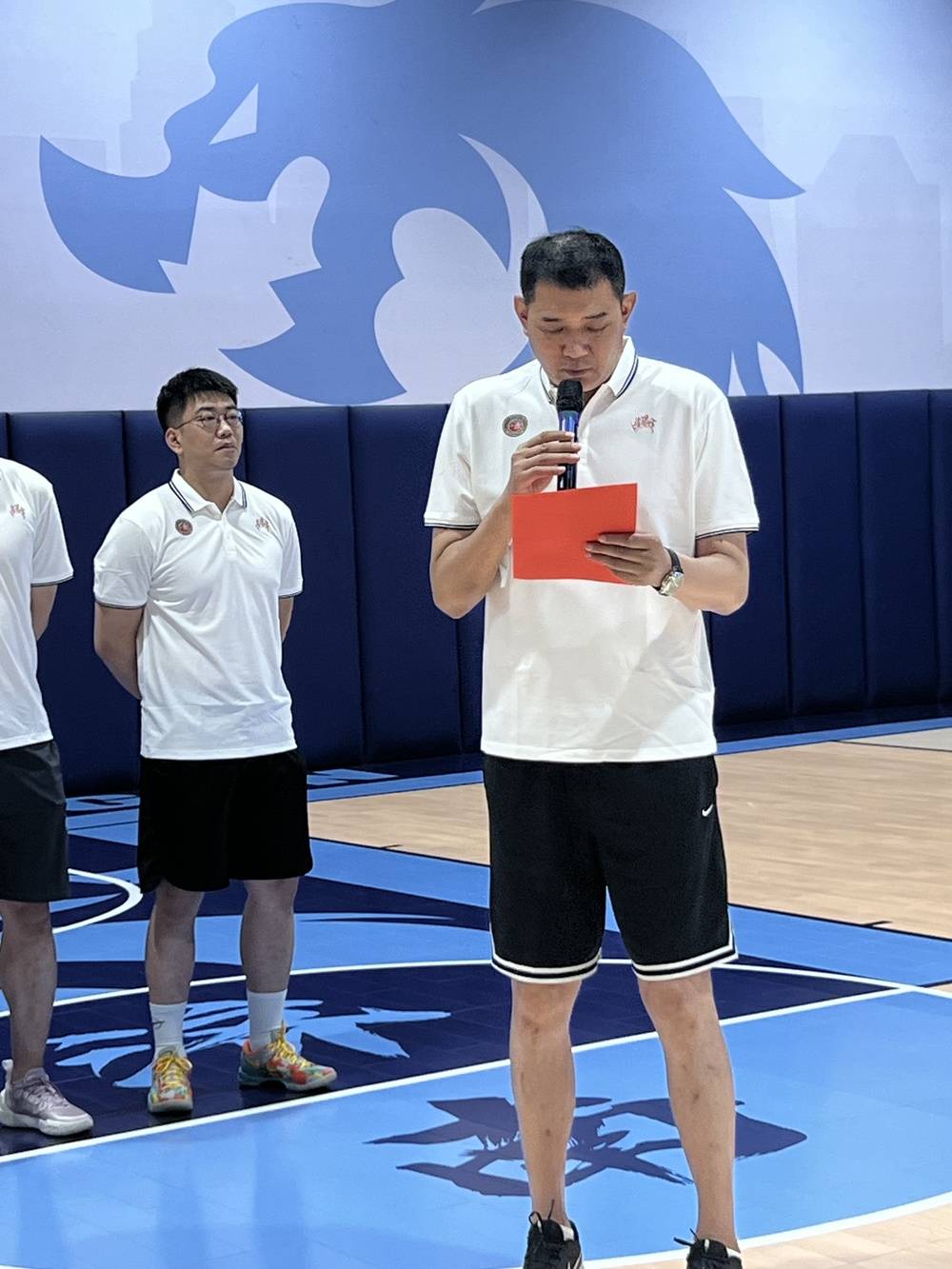 【168NBA】享受快乐篮球，巩晓彬篮球夏令营今日开营