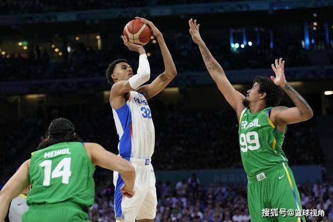 【168NBA】奥运男篮：东道主法国男篮逆转巴西 文班亚马19+9逆天隔扣