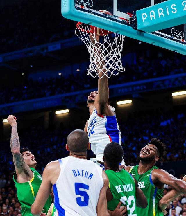 【168NBA】法国男篮以逆转开门红，文班亚马复刻乔丹风采，东道主击退巴西日本前景渺茫