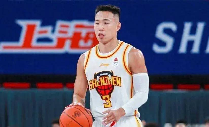 【168NBA】新疆男篮大胜深圳，只得3分的阿不都让刘炜对功勋篮球忍无可忍