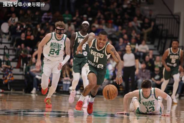 【168NBA】雄鹿与后场新星签下训练营合同，他将继续代表球队的下属球队出战