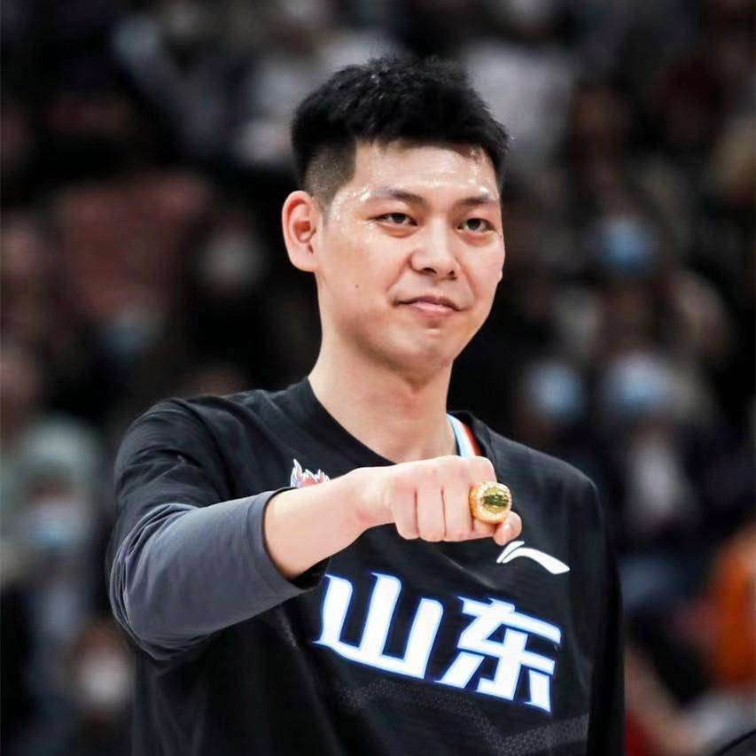 【168NBA】CBA转会接近尾声，朱荣振黄荣奇去向未定，胡明轩成最后一条大鱼