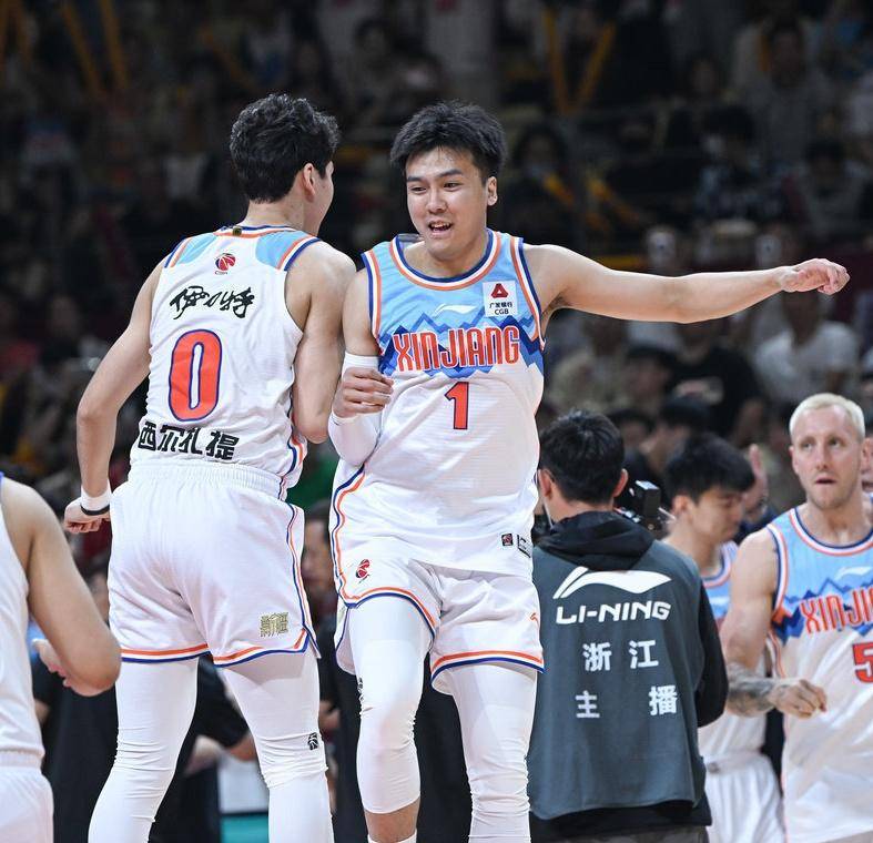 【168NBA】CBA转会接近尾声，朱荣振黄荣奇去向未定，胡明轩成最后一条大鱼