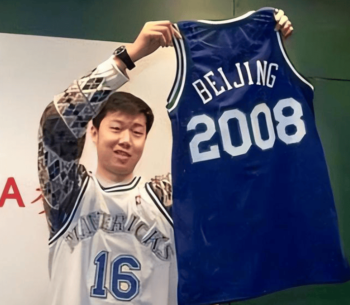 【168NBA】07年王治郅回CBA就夺冠，总决场均23+10，对位的易建联什么表现？