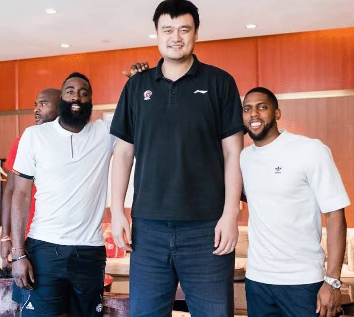 【168NBA】美媒评21世纪赢球最多的9支球队：湖人1110胜仅第五，马刺第一！