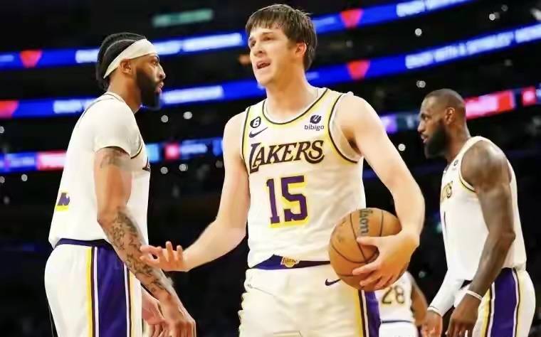 【168NBA】NBA：湖人队后卫里夫斯谈新赛季可能出任替补的问题，只要球队能胜利，我不排