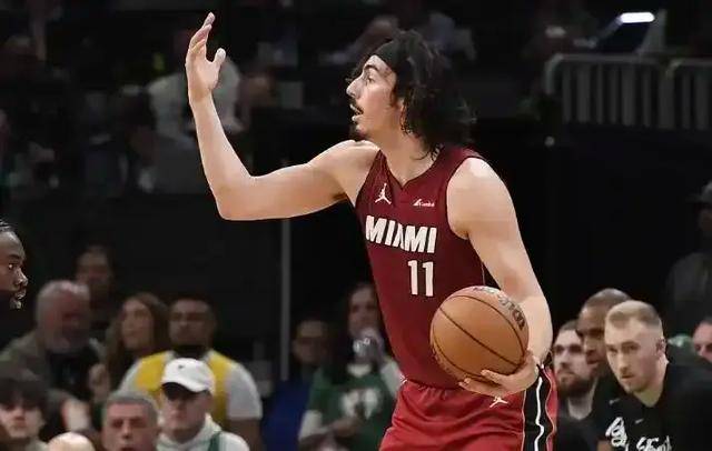 【168NBA】冲季后赛！美媒：火箭、篮网涉及三方交易，巴特勒离队